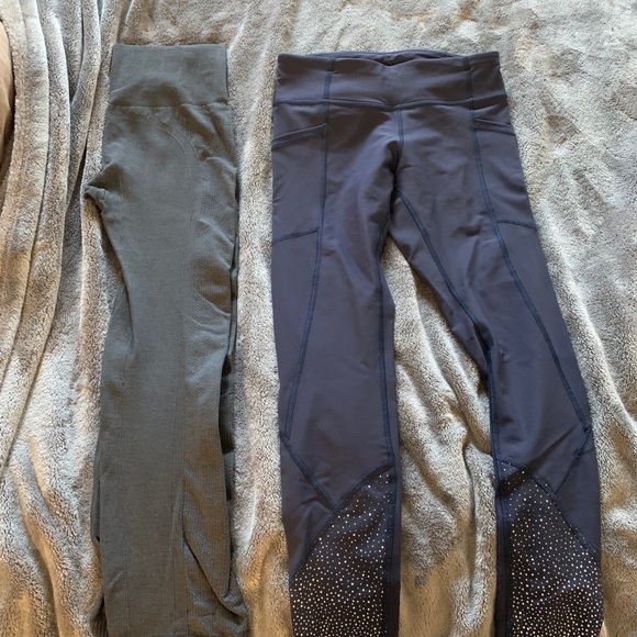 Size 4 Lululemon legging package deal - Picture 5 of 5